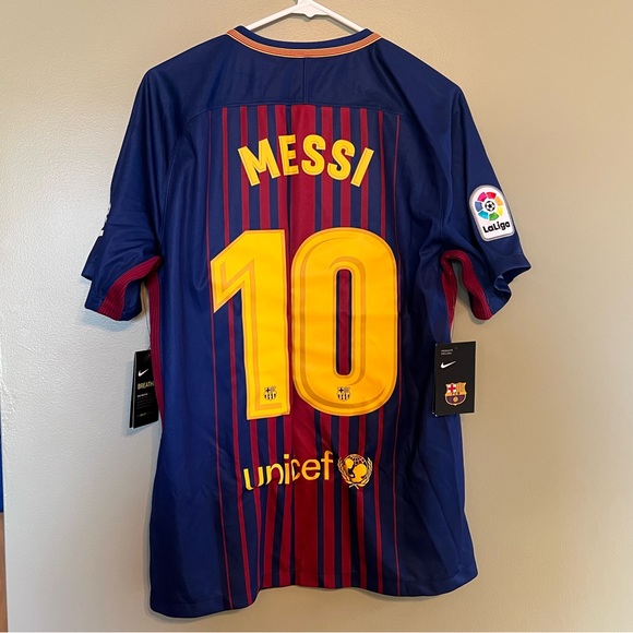 Messi FC Barcelona jersey men’s M - Picture 2 of 2